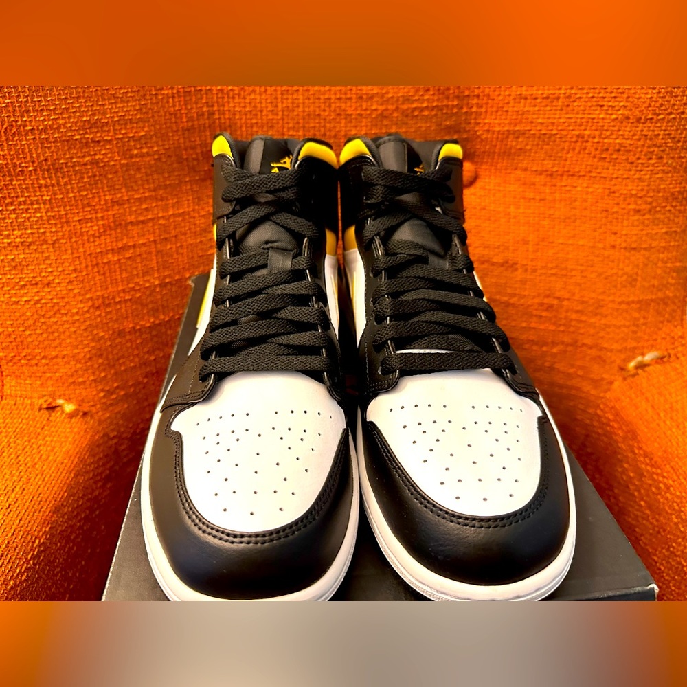 Size 11.5, Jordan 1